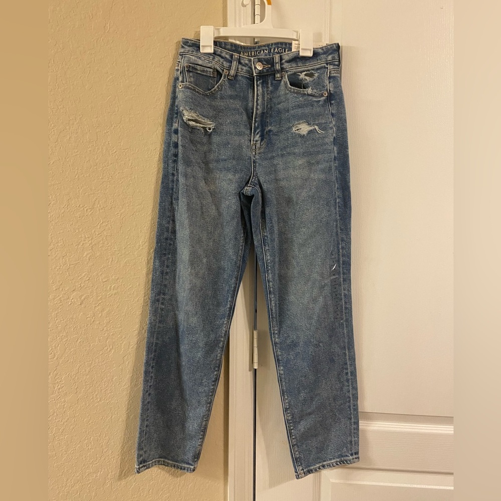 American Eagle Mom jeans 6
